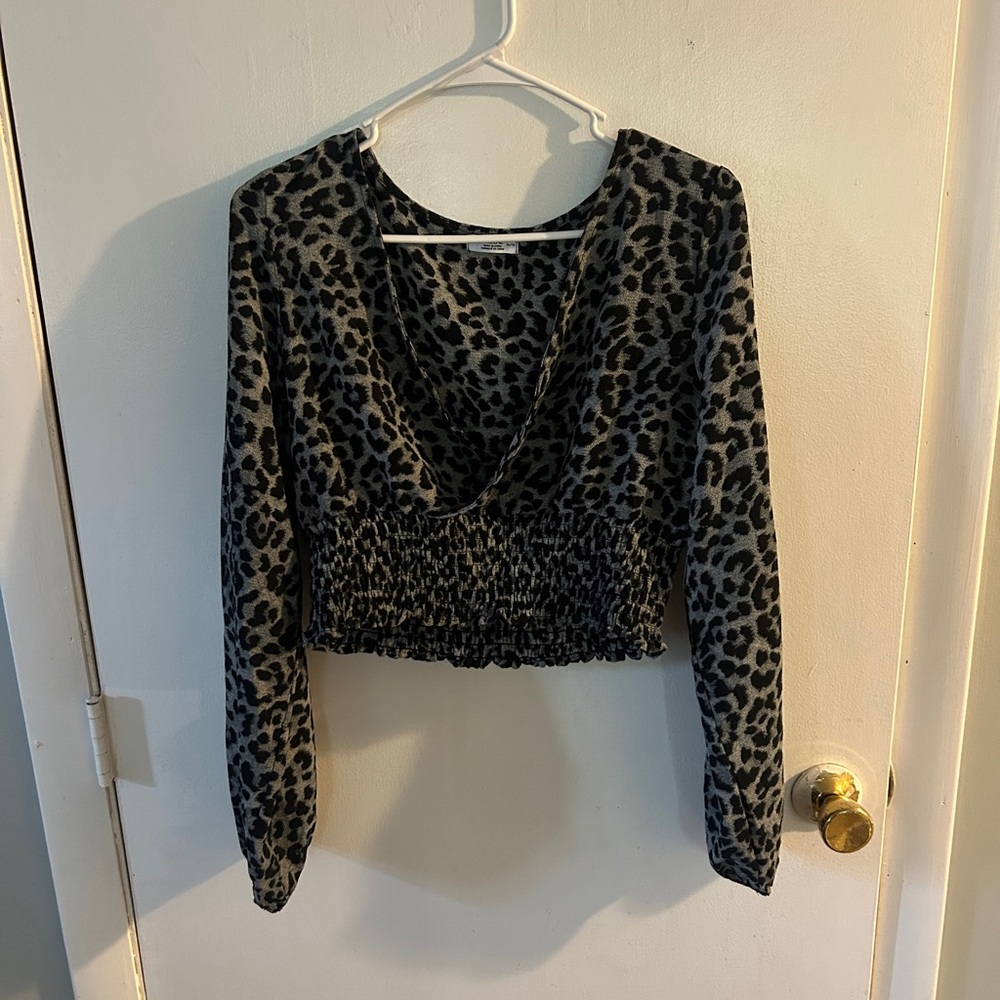 Ardene Black and White Smocked Puff Sleeve Crop Top